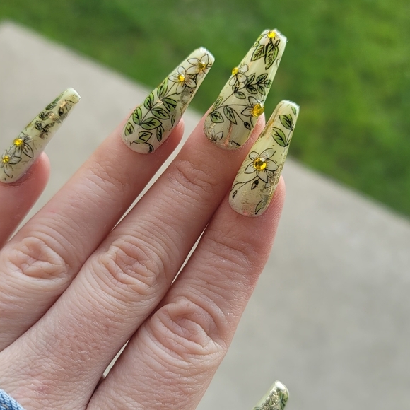 Summer press on nails - Picture 5 of 5